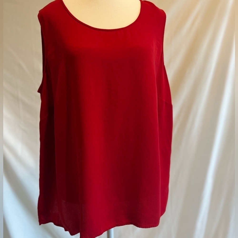 Josephine Chaus 100% Silk Shell Top